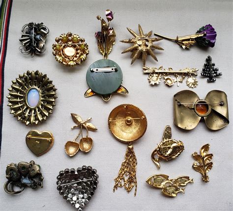 Brooches 